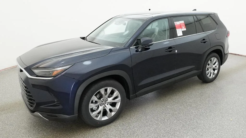 2026 Toyota Grand Highlander Limited, photo 1 of 3