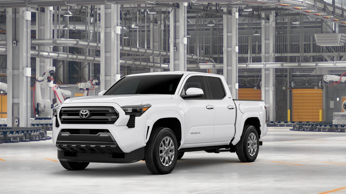 2026 Toyota Tacoma SR5, photo 1 of 3