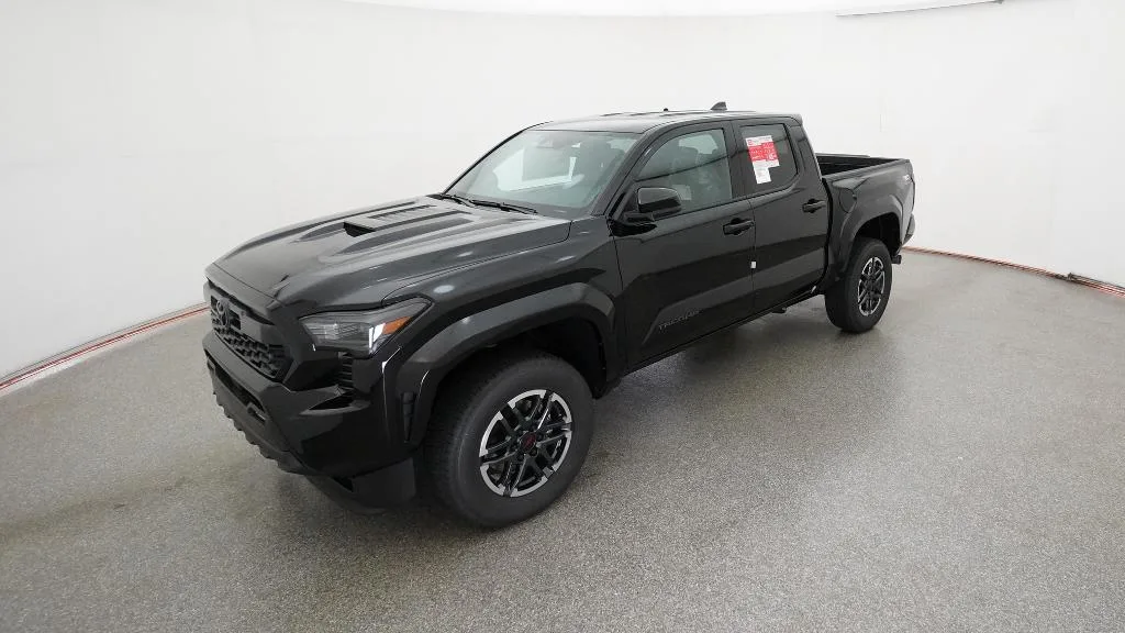 2026 Toyota Tacoma TRD Sport, photo 1 of 3