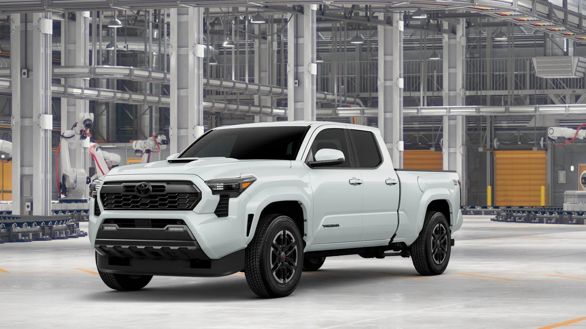 2026 Toyota Tacoma TRD Sport, photo 1 of 3