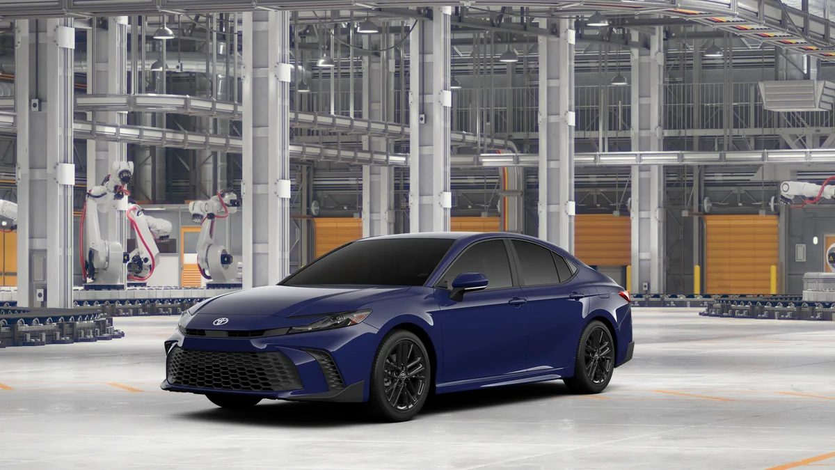 2026 Toyota Camry SE, photo 1 of 3