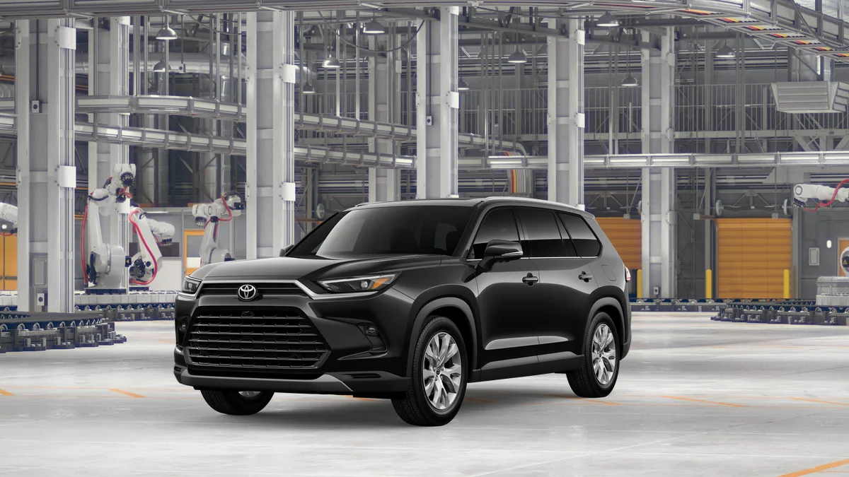 2026 Toyota Grand Highlander Hybrid Hybrid Limited exterior