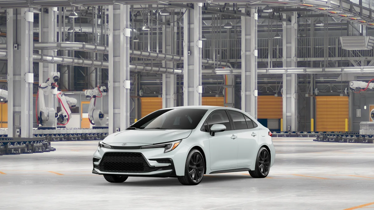 2026 Toyota Corolla SE exterior