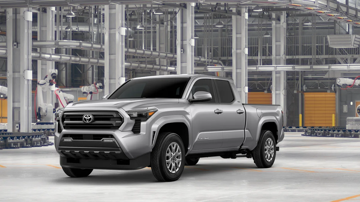 2026 Toyota Tacoma SR5, photo 1 of 3